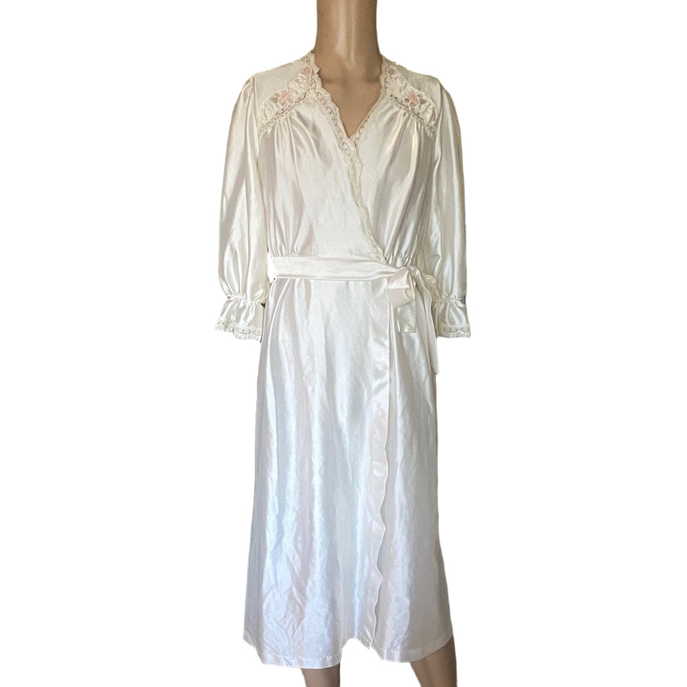 Lorraine vintage dressing gown